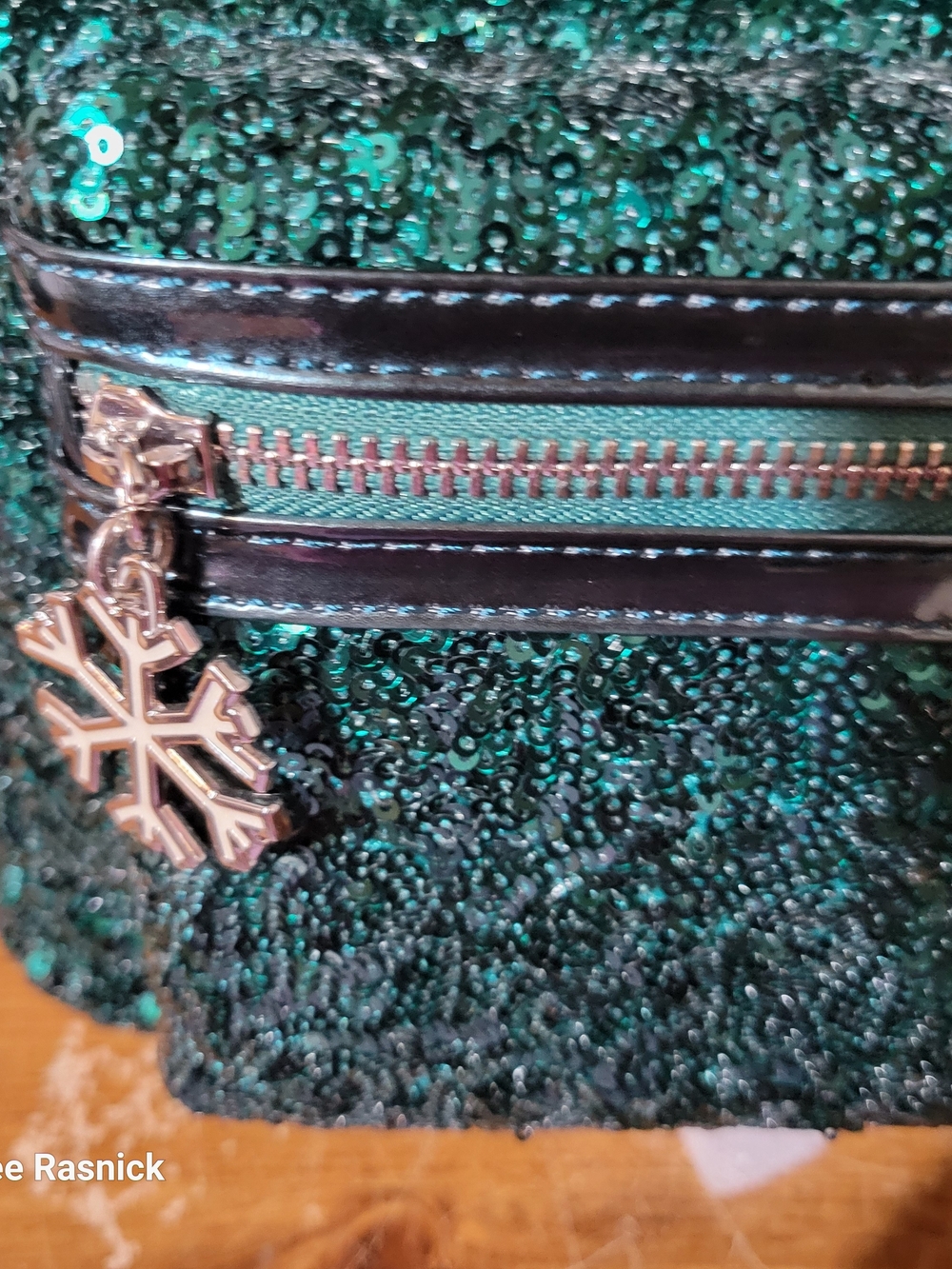 Loungefly L.E. (GRAIL) Emerald Sequin Mini Backpack. Nwt - Picture 3 of 5